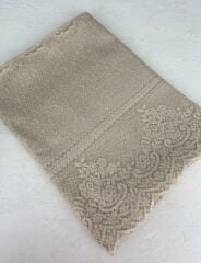 LEKE TUTMAZ DANTEL MODEL MASA ÖRTÜSÜ KREM 160x220 CM