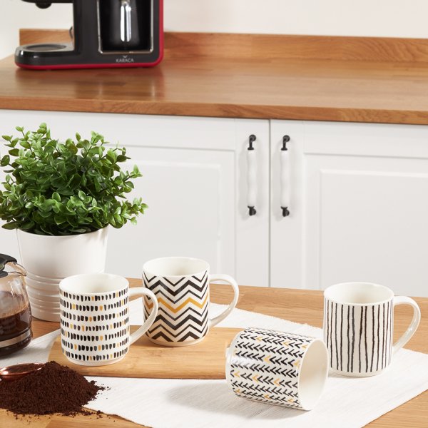 Karaca Nomar 5 Parça Standlı Porselen Kupa/Mug Seti