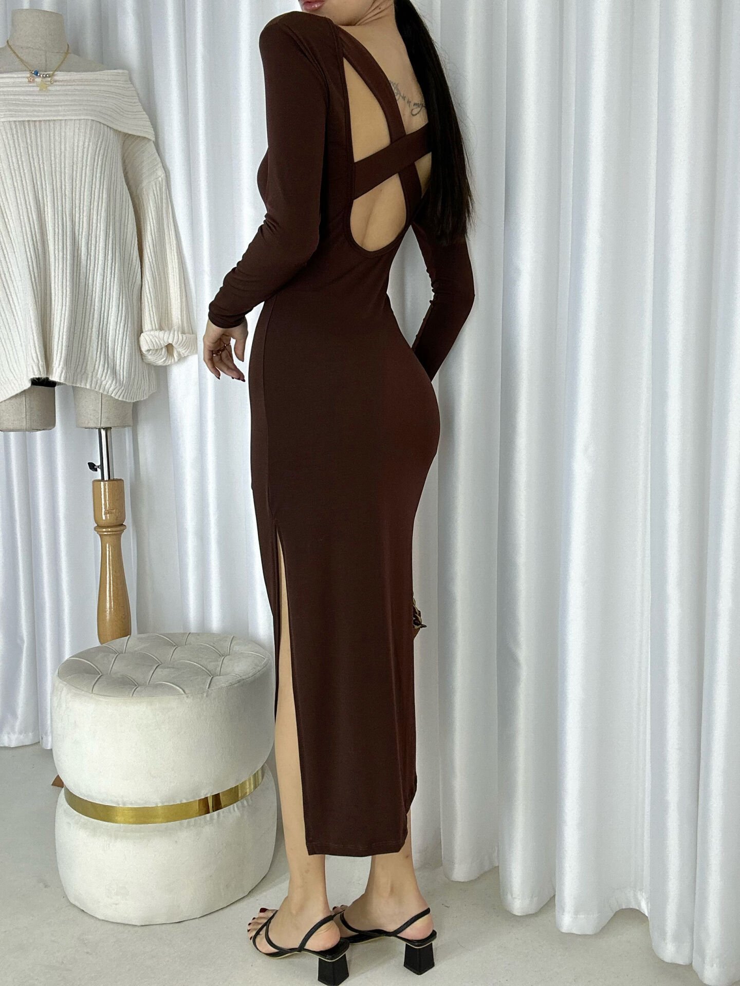 Kadın Sandy Sırt Çapraz Model Çift Yırtmaçlı Maxi Elbise Kahve
