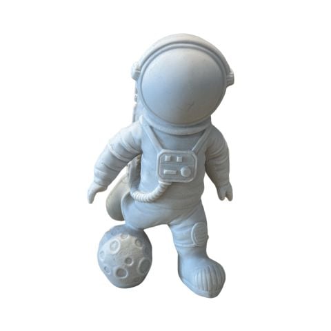 KÜÇÜK ASTRONOT
