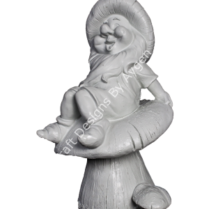 MANTARA OTURAN CÜCE