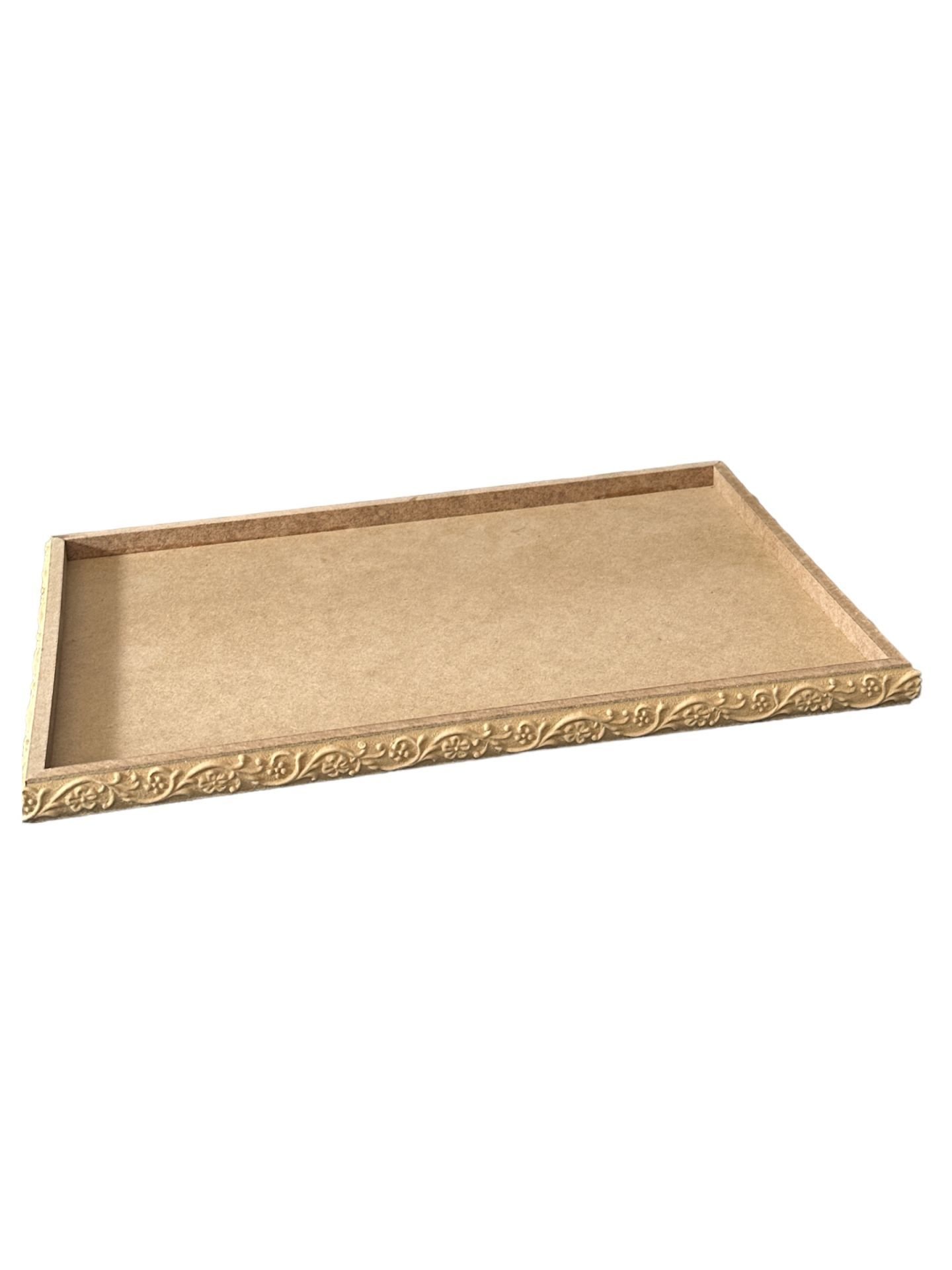 APLİKLİ İNCE DİKDÖRTGEN TEPSİ 1