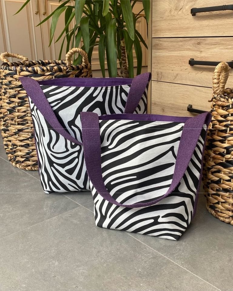 KIIRO ZEBRA / MOR