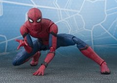 SH Figuarts Spider-Man Far From Home: Classic Suit Aksiyon Figür
