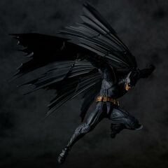 Amazing Yamaguchi Revoltech Series: Batman Aksiyon Figür