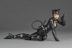 Amazing Yamaguchi Revoltech Series: Catwoman (Arkham Knight Ver.) Aksiyon Figür