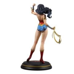 DC Direct J. Scott Campbell Statue Series: Cover Girls Of The DC Universe Wonder Woman Heykel Figür