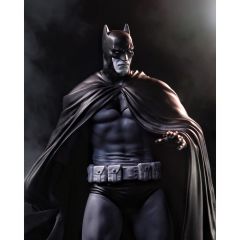 DC Direct Lee Weeks Statue Series: Batman Black & White Heykel Figür