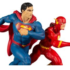 DC Direct DC Battle Statue Series: Superman vs. The Flash Racing Heykel Figür