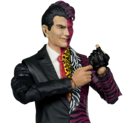 DC Multiverse Batman Forever Movie Series: Two-Face Aksiyon Figür (Build A Figure Knightmare Bat)