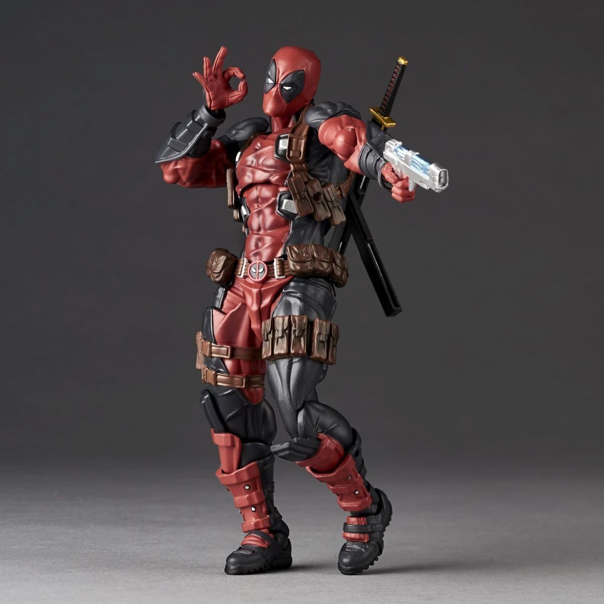 Amazing Yamaguchi Revoltech Series: Deadpool (Ver. 2.5) Aksiyon Figür