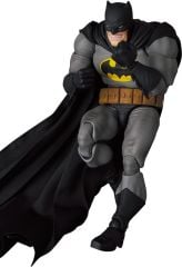 MAFEX No.205 The Dark Knight Returns Series: Batman & Horse Aksiyon Figür