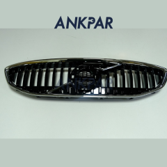 Volvo V40 Ön Panjur Armasız 2017 - 2019 31425328