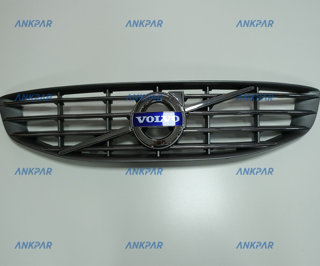 Volvo S60 V60 Ön Panjur Logolu 2014-2018 31364101