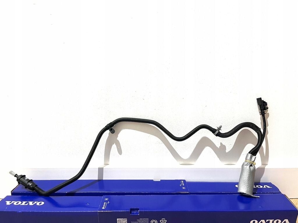 Volvo S90 V90 V60 XC60 XC90 Adblue Borusu Hortumu 32435300