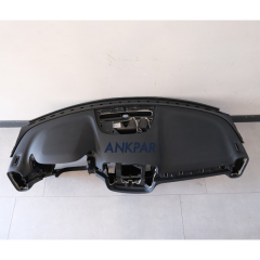 Volvo XC40 Ön Göğüs Sıfır Komple Siyah 31442543