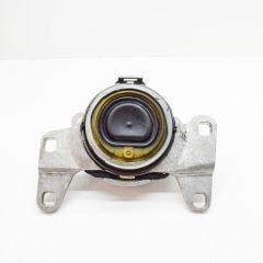 Volvo V40 Sol Motor Takozu Kulağı 32222136