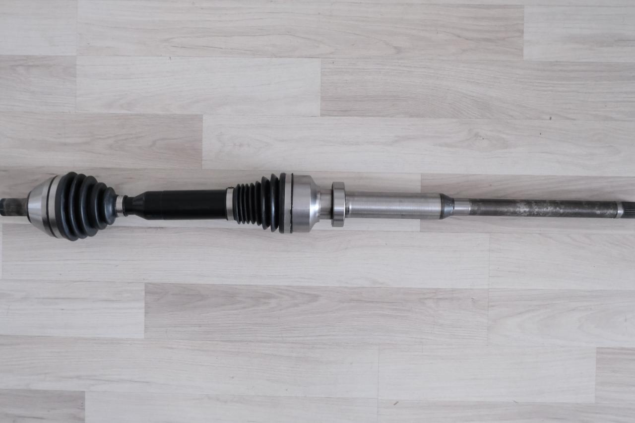Volvo S60 V60 Sağ Aks D2 2011 - 2018 31325575