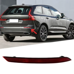 Volvo XC60 Arka Tampon Reflektörü Sağ 2018 - 2025 31656678