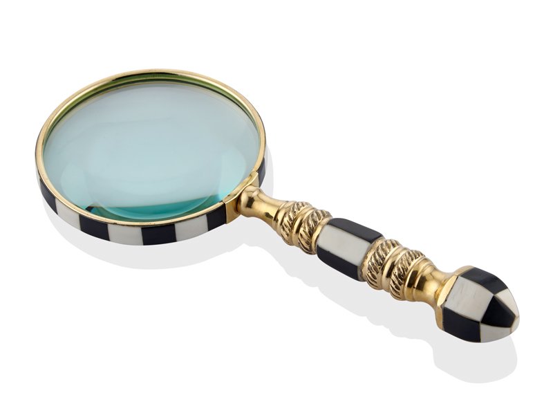 CHECKERED GOLD magnifying glass