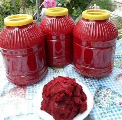 Ev Yapımı Domates Salçası