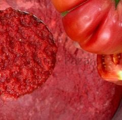 Ev Yapımı Domates Salçası