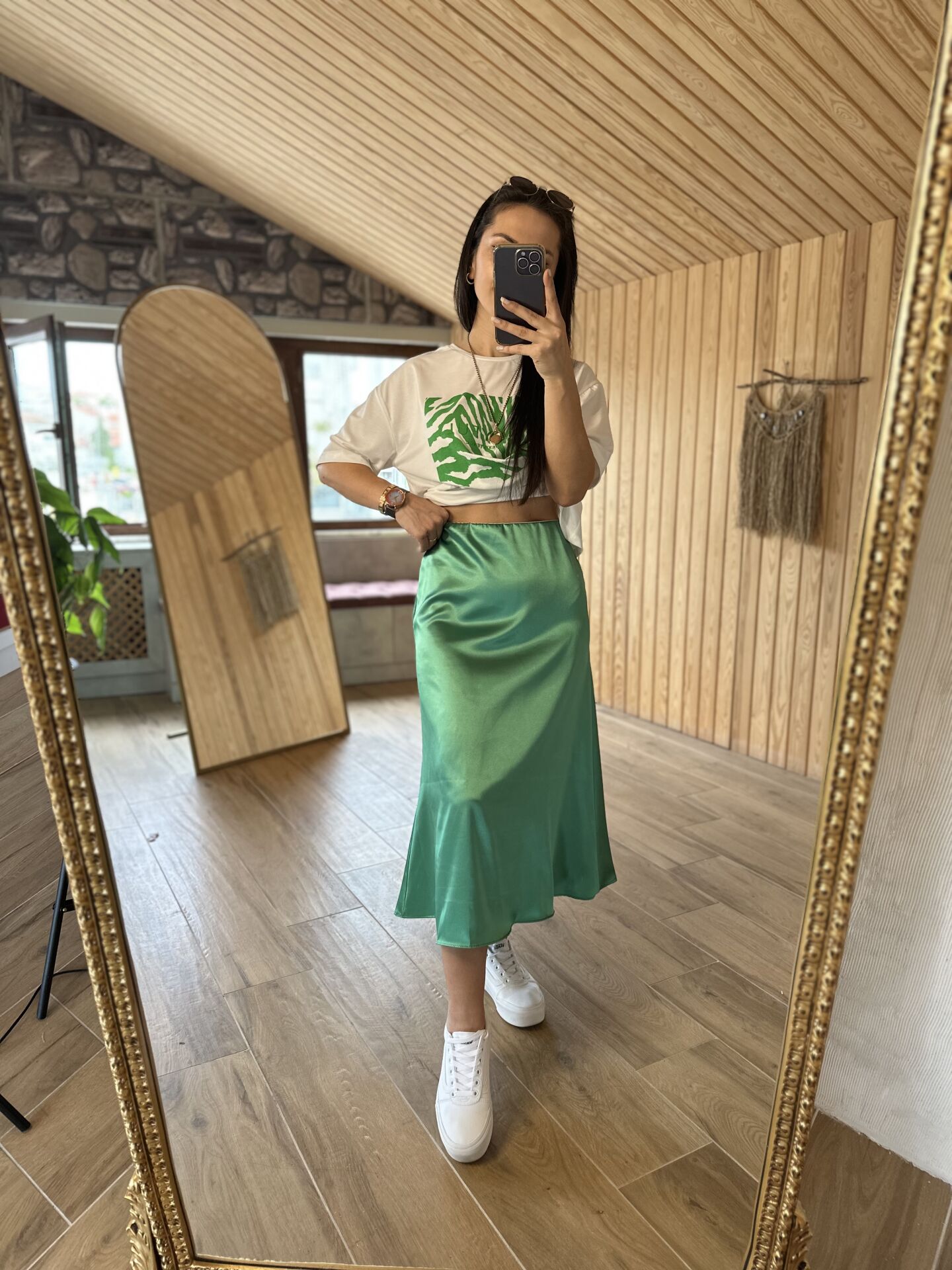 jupe en satin vert