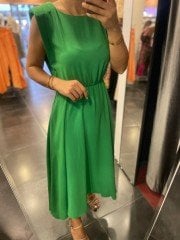 Yeşil vatkalı elbise