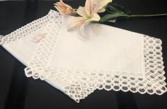 Lori Runner 45x150