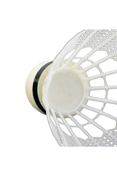 6 Adet Pratik Kutusunda Plastik Başlı Beyaz Badminton Topu