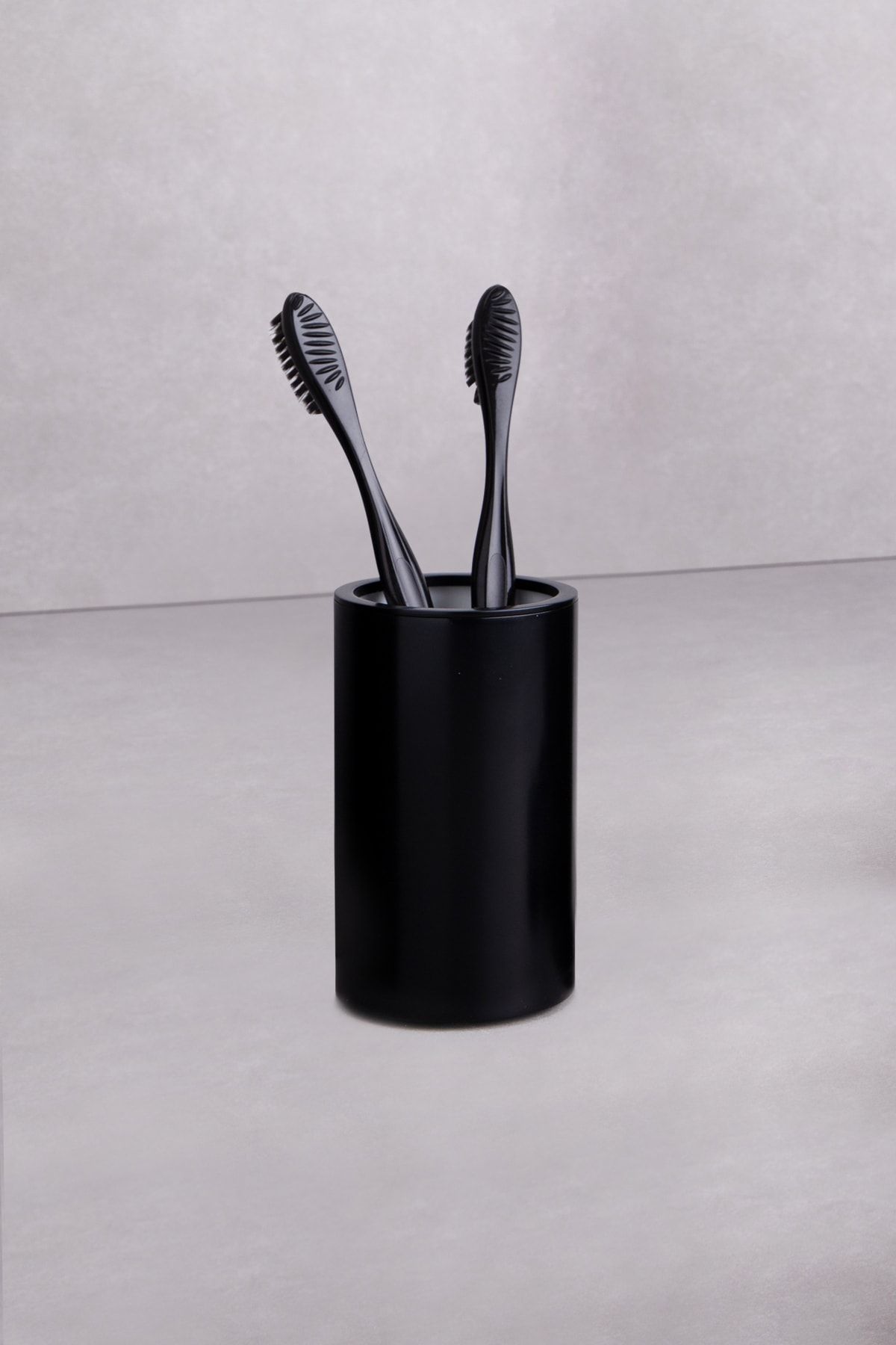 Tezgah Üstü Mat Siyah Diş Fırçalığı 100X60X60 mm