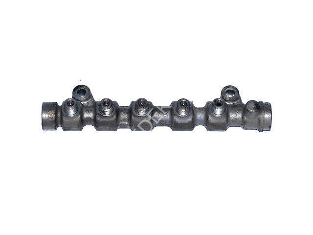 OE 8200484405-ENJEKSİYON TEVZİİ BORUSU
