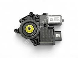 OEM 807217664R-SOL ÖN CAM KRİKOSU