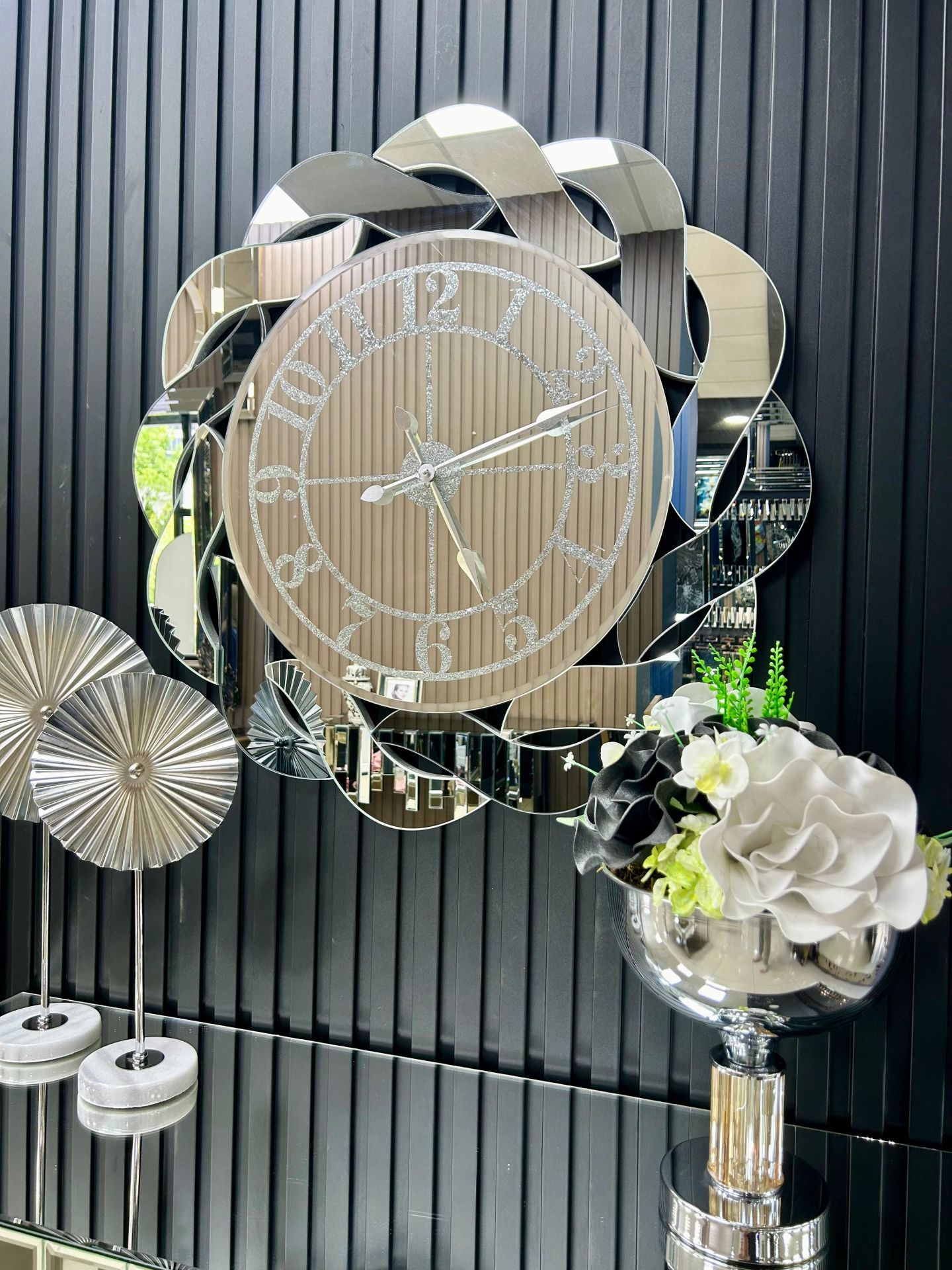 BURGU-FÜME & GÜMÜŞ DUVAR SAATİ 70CM