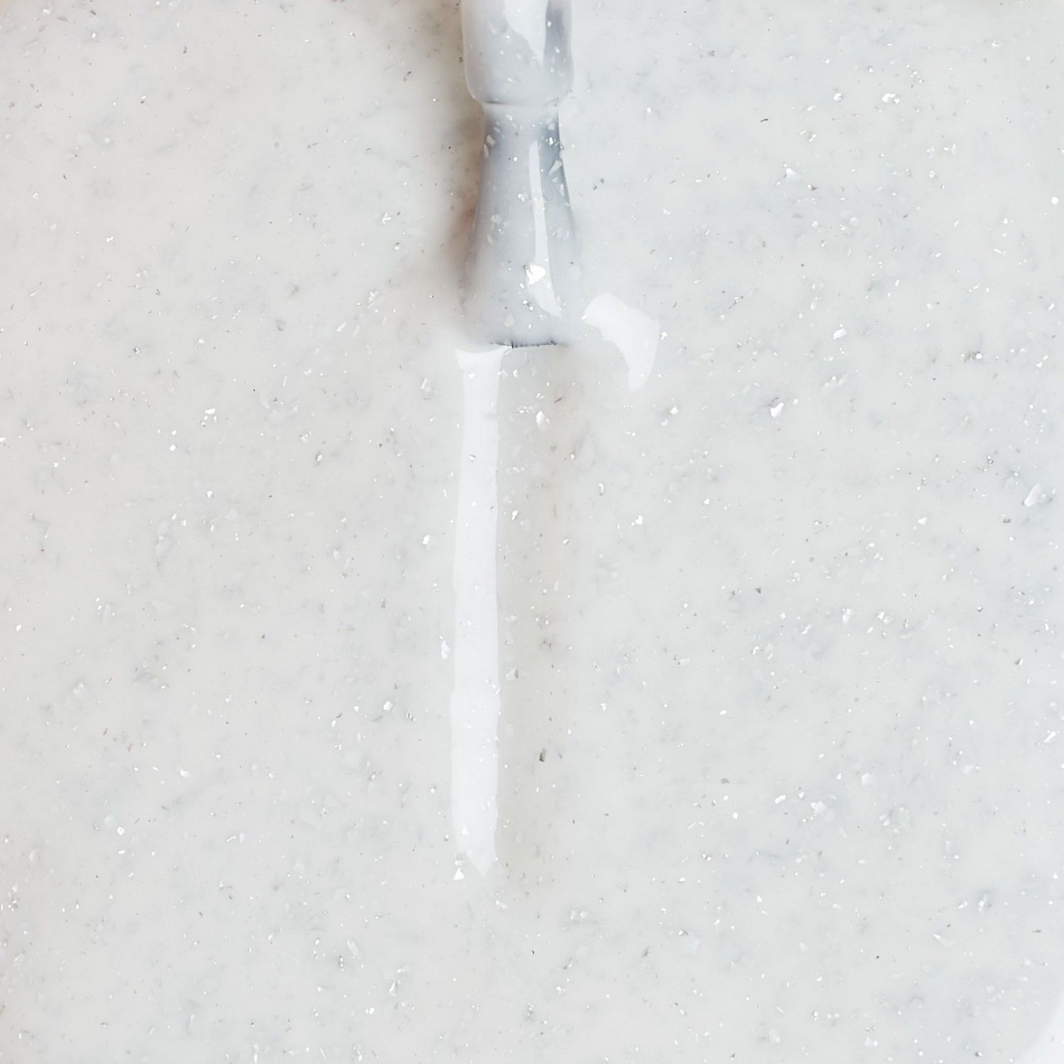 Iva Nails Veil Kalıcı Oje V-1 (8ml)