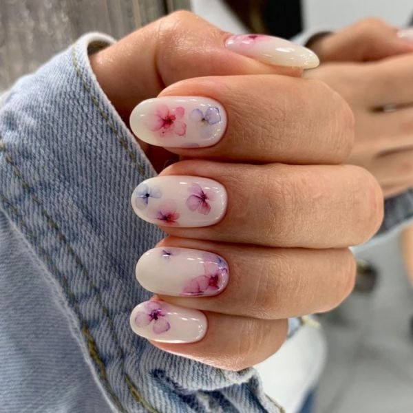 İva Nails İce Milk Kalıcı Oje İM (8ml)