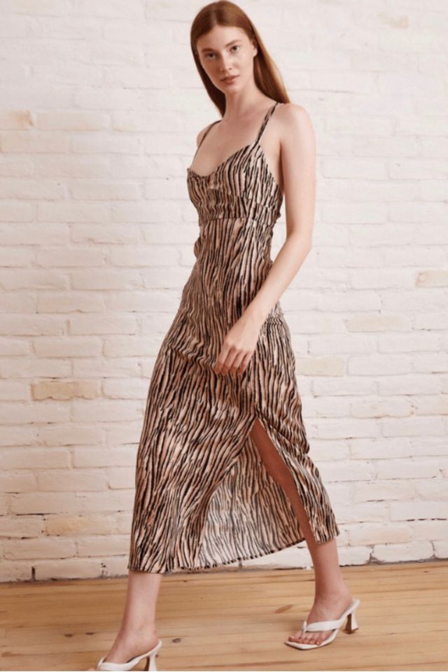 Sırt Detaylı Zebra Desen Askılı Elbise - Bej