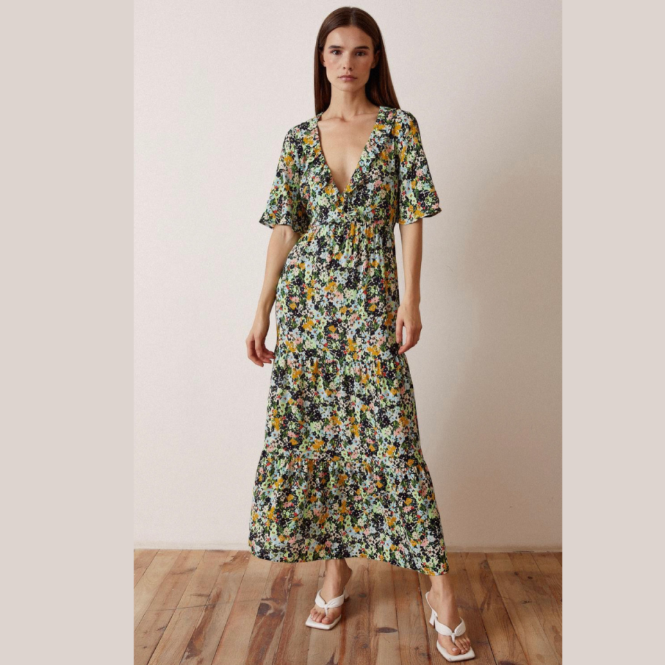 Yakası Fırfırlı Viskon Elbise - Çiçekli