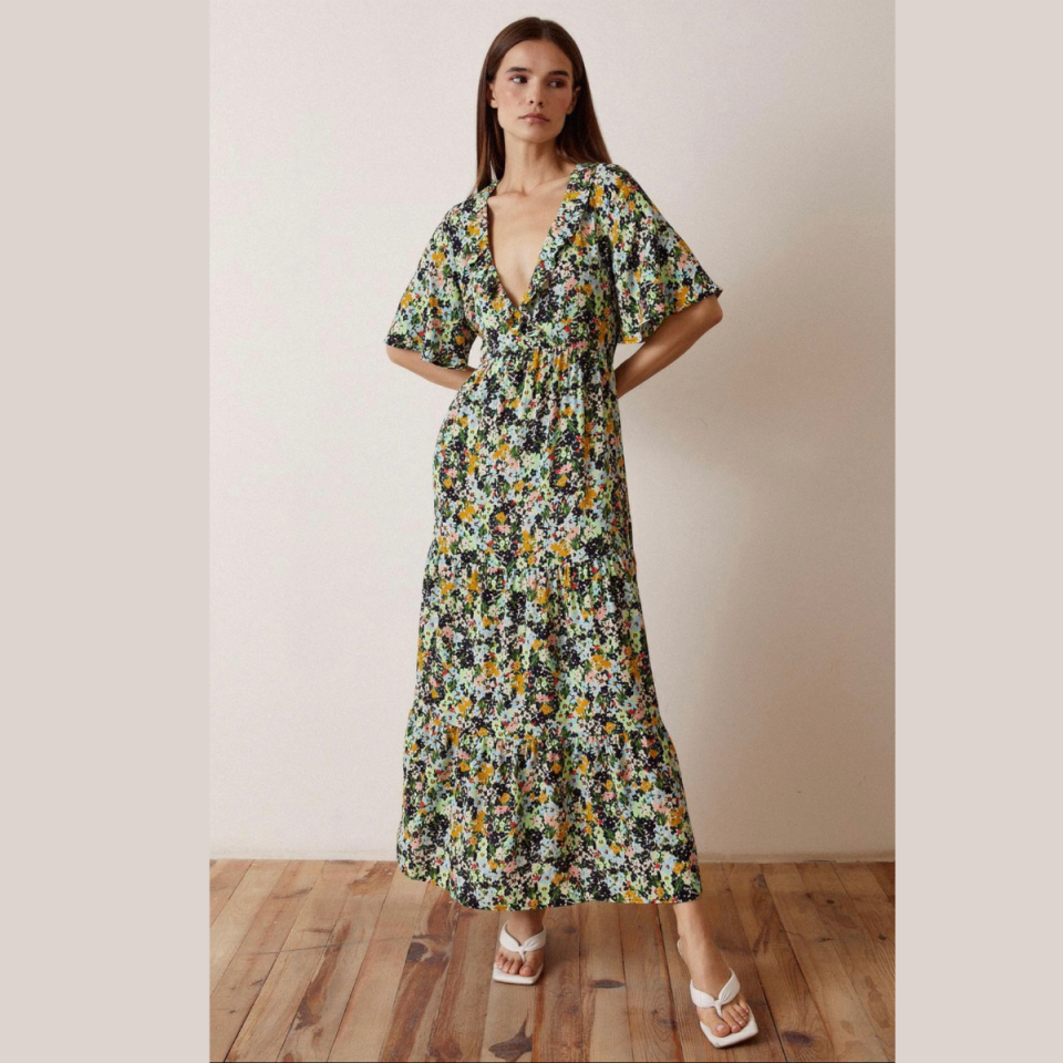 Yakası Fırfırlı Viskon Elbise - Çiçekli