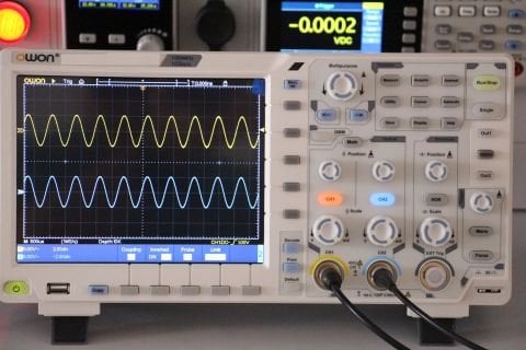 Owon XDS3202E Osiloskop 200MHZ 2 Kanal 8'' Decode