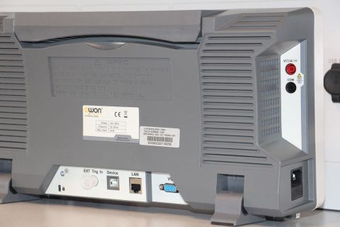 Owon XDS4352 Dij. Osiloskop 350MHz 2 Kanal 10,4'' Full paket