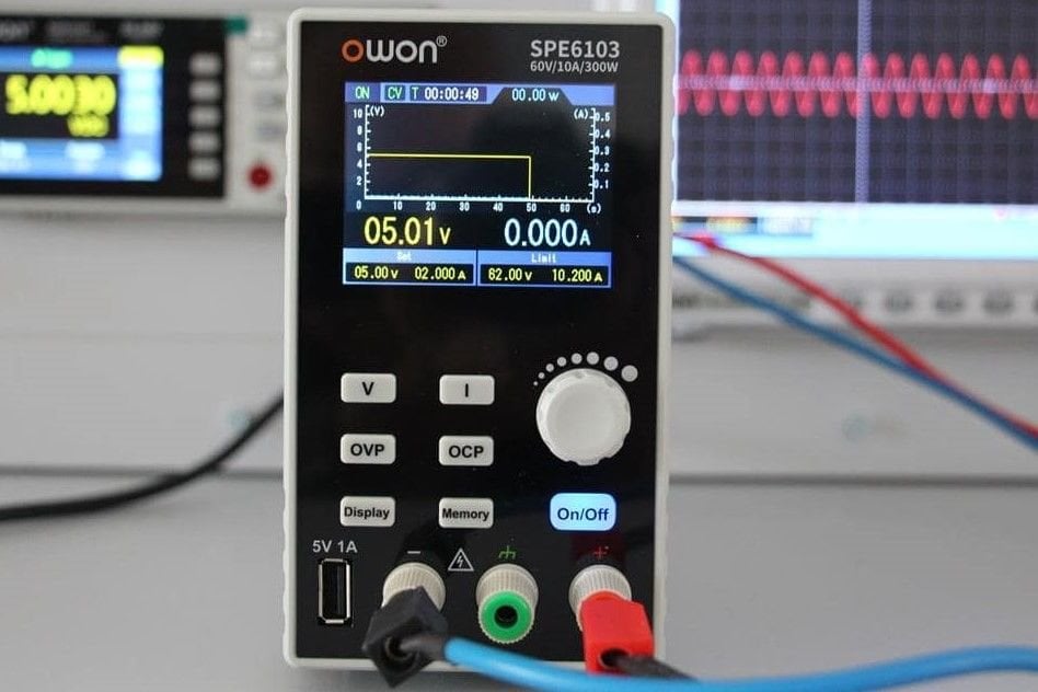 Owon SPE6103 DC Güç Kaynağı 60V/10A 300W