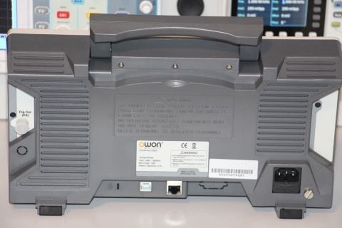 Owon XDS3102 Dijital Osiloskop 100MHZ 2 Kanal 8''