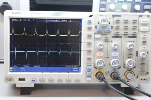 Owon XDS3202 Osiloskop 200MHZ 2 Kanal 8'' DokEkr-2Gs/s