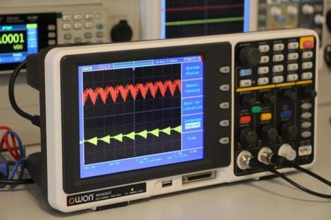 Owon MSO8202T Lojik Analizörlü Osiloskop 200 MHz 2+1 Kanal