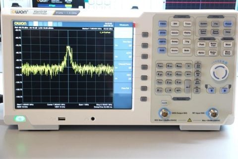 Owon XSA1036P-TG Spektrum Analizör 10,4” DokEkr 3,6 GHz