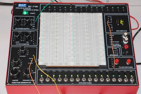 MCP M21-7100 Dijital-Analog Eğitim Sistemi