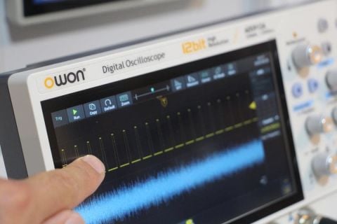 Owon ADS922A Osiloskop-250MHz-2Ch-7''DokEkr-LA-12Bit