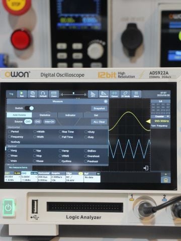 Owon ADS922A Osiloskop-250MHz-2Ch-7''DokEkr-LA-12Bit