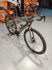 BH Bikes i-CORE Gravel X 2.6 Karbon 105 Di2 E-Gravel Bisiklet